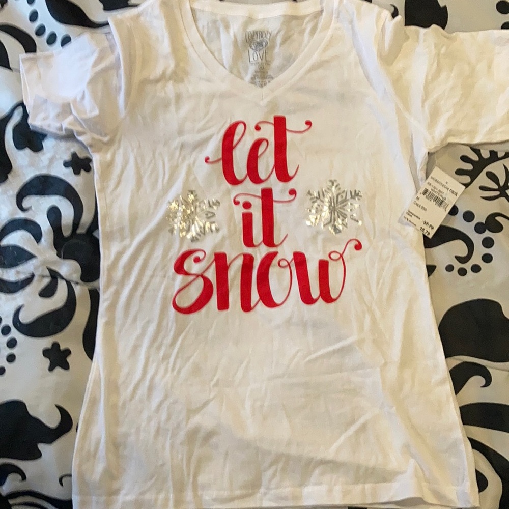 cozy rozy let it snow top Medium